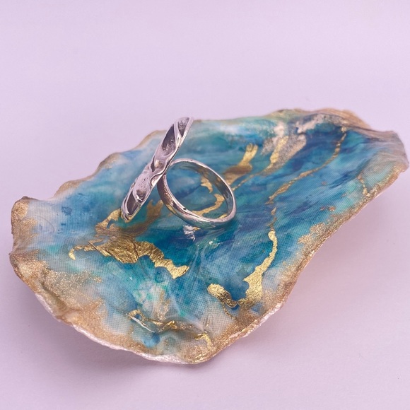 925 Textured Silver Ring - Picture 4 of 9